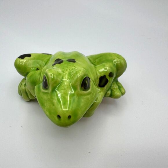 VTG Porcelain Green Frog Figurine SHELF SITTER 3.25"X3.25" Garden Animal Decor - Picture 3 of 14